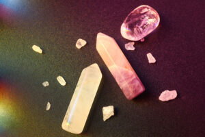 Quelques cristaux de différentes formes facilitent l'obtention d'un bon sommeil