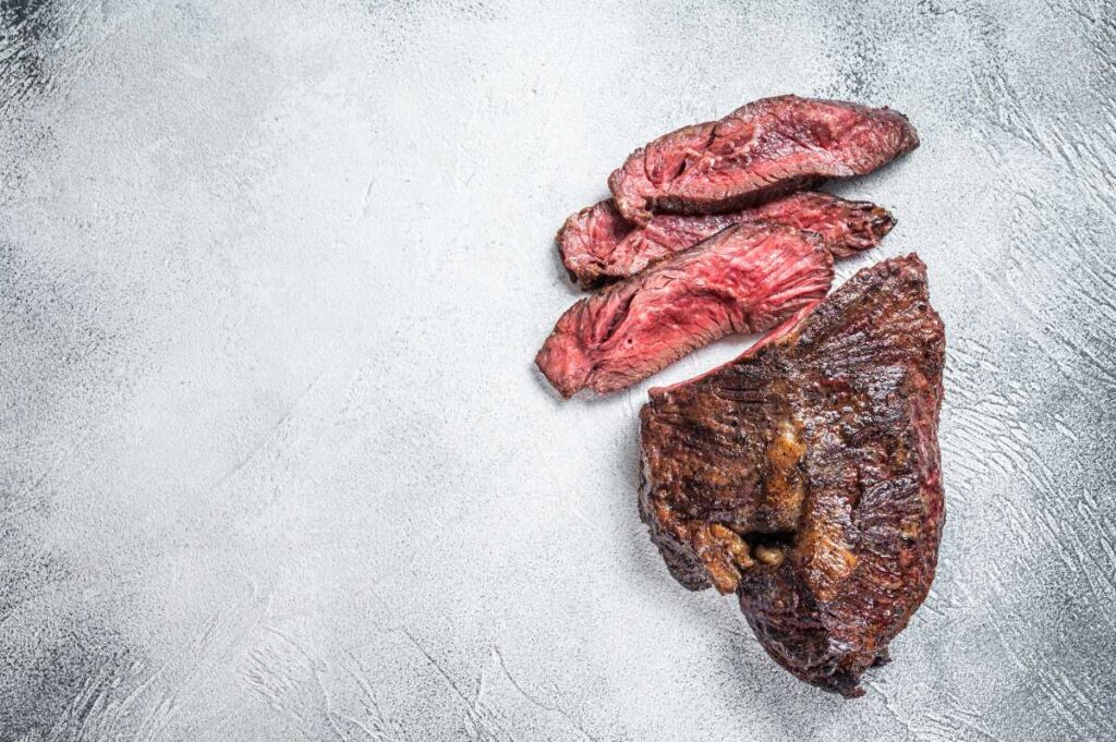 Tranches de viandes qui noircies